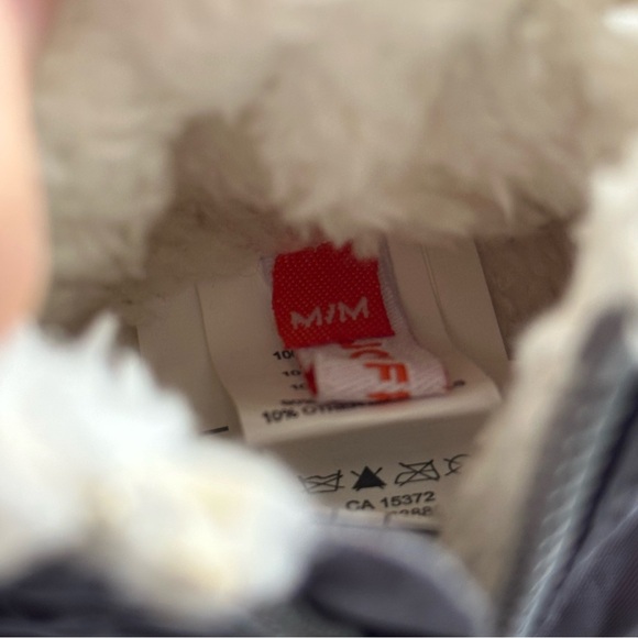 Snow Suit Sherpa Lined Boots, M - Picture 6 of 6